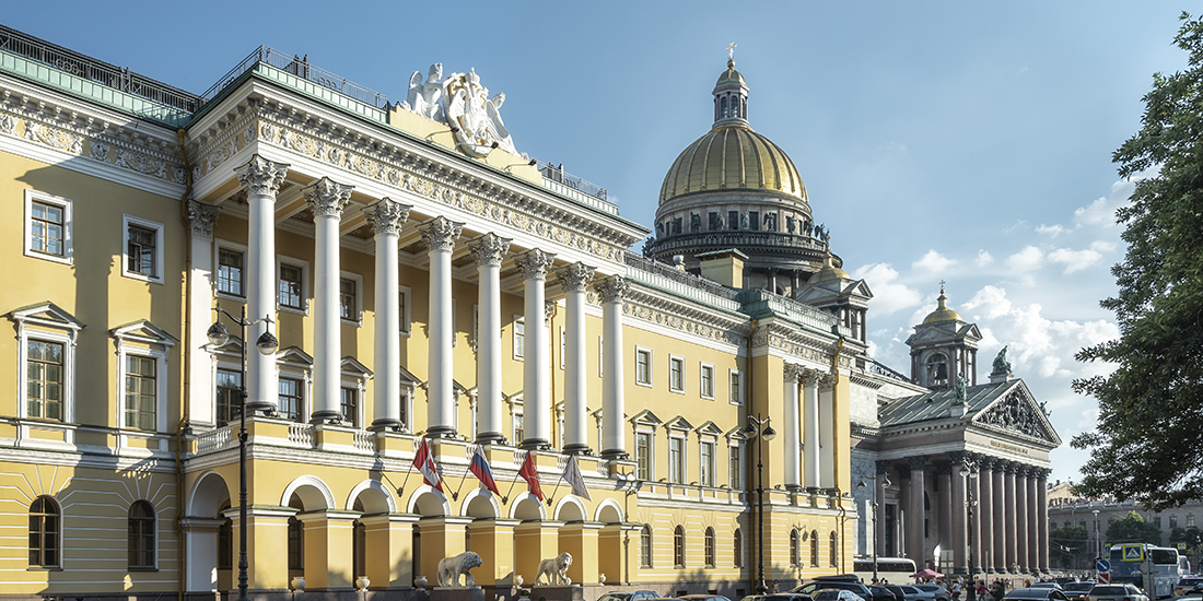 Hotel „Vier Jahreszeiten Lion Palace St. Petersburg“ 5* / Hotel „Four Seasons Lion Palace St. Petersburg“ 5*, St. Petersburg, Russland